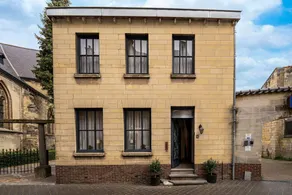 Maison avec terrasse, sauna et jacuzzi - Image 5