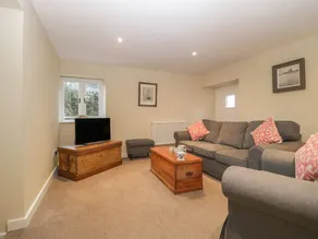 Cottage with garden & barbeque | Beach view - Image 5