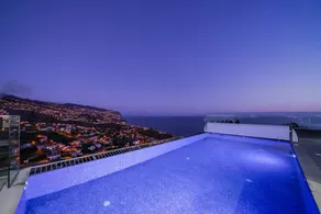 Villa avec jacuzzi, barbecue et piscine - Image 5