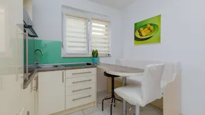 Apartamento vacacional con barbacoa y terraza | Vistas al mar | Al lado de la playa - Image 5