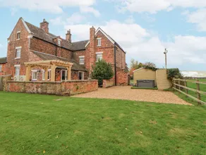 Children-friendly nice cottage with jacuzzi, garden & barbeque | Dogs allowed - Image 4