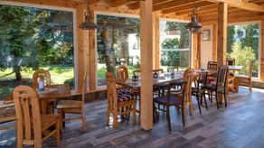 Flat with barbeque & garden - Image 4
