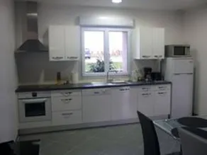 Cottage with BBQ, pool & garden - Image 2