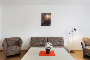 Holiday apartment with garden | Garden view - Image 4