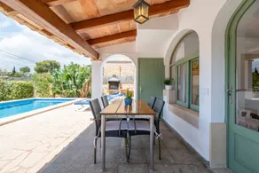 Agréable maison de vacances adaptée aux familles avec jardin, barbecue et piscine | Vue jardin | Proche de la plage | Adaptée au travail à distance - Image 3