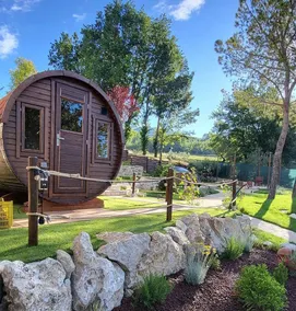 Villa with sauna, BBQ & hot tub - Image 5