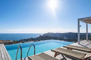 Familienorientierte schöne Villa mit Pool, Garten und Grill | Panoramablick - Image 2