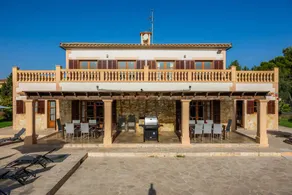 Agréable maison de vacances entièrement équipée avec jardin, terrasse et piscine privée - Image 5