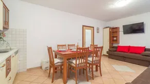 Flat with barbecue & terrace - Image 4