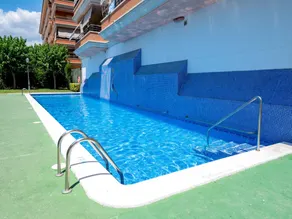 Apartment with garden & pool | Mountain view | Suitable for remote work - Image 5