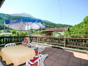 Fully equipped holiday apartment with BBQ, terrace & garden | Mountain view | Pets are welcome - Image 2