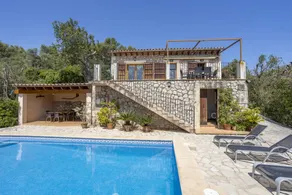 Fully equipped villa with barbecue, jacuzzi & terrace - Image 3