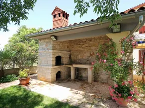 Casa vacacional con barbacoa, piscina y terraza | Acepta mascotas - Image 2