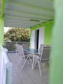 Beautiful apartment with terrace - Image 2