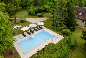 Holiday Home 'Logement Les Termes' with Private Pool, Private Terrace and Wi-Fi - Image 2