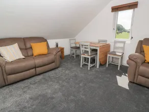 Cottage with garden | Beach view - Image 3