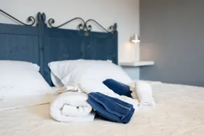 Holiday Home 'Stanza Azzurra' with Wi-Fi and Air Conditioning - Image 3
