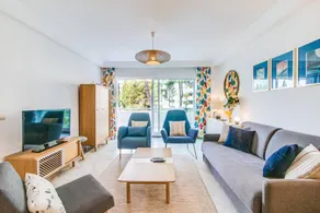 Magnífico apartamento totalmente equipado con piscina privada, terraza y jardín | Vistas a la montaña | En la playa | Adaptado para el teletrabajo - Image 3