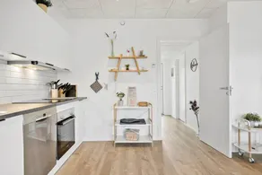 Apartment with garden, barbecue & terrace - Image 3