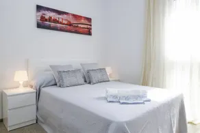 Apartment mit Pool, Terrasse und Garten - Image 4
