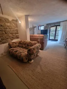 Accogliente Appartamento con Giardino e WiFi Gratuito in Lunigiana sulla via Francigena. - Image 5