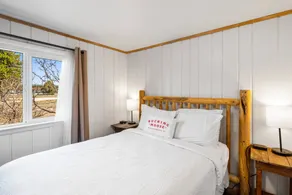 The Bucking Moose Squirrel Suite: 2BR Suite in West Yellowstone, just 1 minute from Yellowstone! - Image 5