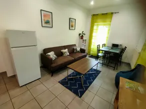 Family-oriented flat with terrace | Garden view | Good for workation | Pet-friendly - Image 4