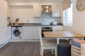Familienfreundliche Wohnung mit schnellem Internet - Image 3