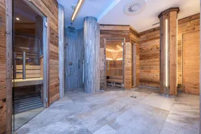 Family-friendly pleasant holiday apartment with terrace, barbecue & heated pool | Garden view | Dogs allowed - Image 4