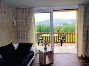 Ferienhaus mit Pool, Garten und Grill | Bergblick - Image 5