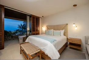 Family-friendly charming flat with terrace & pool - Image 5