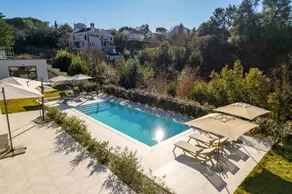 Fully equipped beautiful villa with sauna, jacuzzi & private pool | Beach nearby | Dogs allowed - Image 5