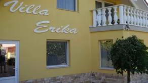 Apartment with terrace & garden - Image 5