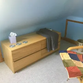 Weekday Rental Monday to Friday (Cosy bedroom) - Image 3