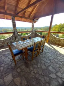 Holiday apartment with terrace & barbecue - Image 4