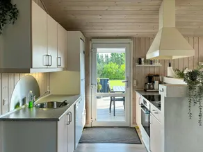Holiday home by beach and forest near Hals - Image 3