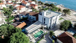 Apartamento con barbacoa y terraza - Image 3