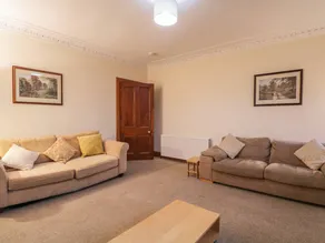 Cottage with 6 rooms for 12 persons - Image 3