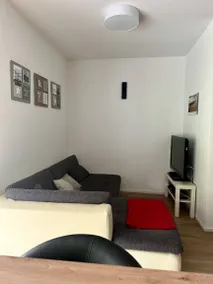 Flat with terrace - Image 4