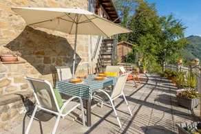 Pleasant holiday apartment with terrace | Mountain view | Pets are welcome - Image 2