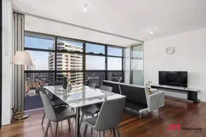 Appartamento con internet veloce e piscina privata | Vicino Darling Harbour - Image 2
