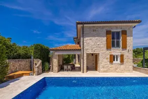 Child-friendly ample holiday home with garden, terrace & pool | Pool view | Pet-friendly - Image 3
