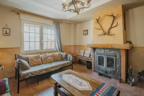 Holiday home with garden, terrace & pool | Mountain view - Image 3