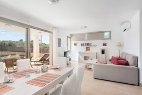 Familienorientierte Villa mit Garten, privatem Pool und Terrasse | Nah am Strand - Image 5