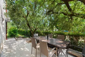 Lovely holiday apartment with garden & terrace | Dogs allowed - Image 3