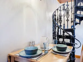 Family-oriented cottage with garden & barbeque | River view | Pet-friendly - Image 5