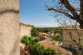 Holiday Home 'Le Sophora' with Mountain View, Wi-Fi and Air Conditioning - Image 4