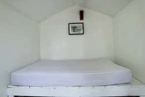 Lakefront Glamping Cabin for Family Getaways on Golden Lake - Image 3
