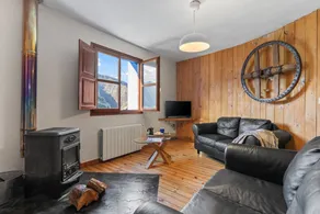 Holiday home with jacuzzi | River view | Dogs allowed - Image 2