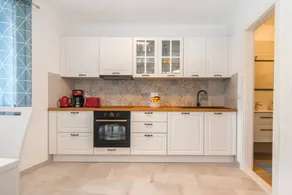 Fully equipped pleasant holiday home | Garden view - Image 3